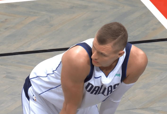 爱游戏官方入口-明尼苏达森林狼训练开放日，集结日更衣室发声引欢呼，意大利杯在即，更衣室氛围转暖(这里有一则关于那场篮球比赛的消息的英语)